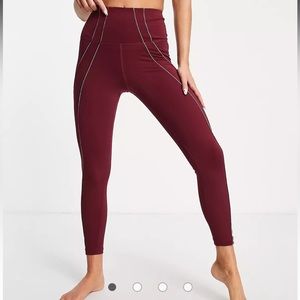 Nike Women's Yoga 7/8 Lurex tape red athletic Tights leggings Size L NWT